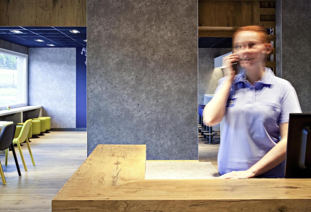 Ibis Budget Saint Pourcain Εξωτερικό φωτογραφία